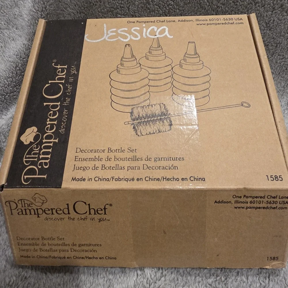 Pampered Chef Easy Accent Cookie Cake‎ Decorator Bottle Set 1585 Complete w/box